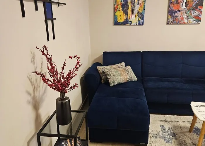 Brian's In * ティラナ